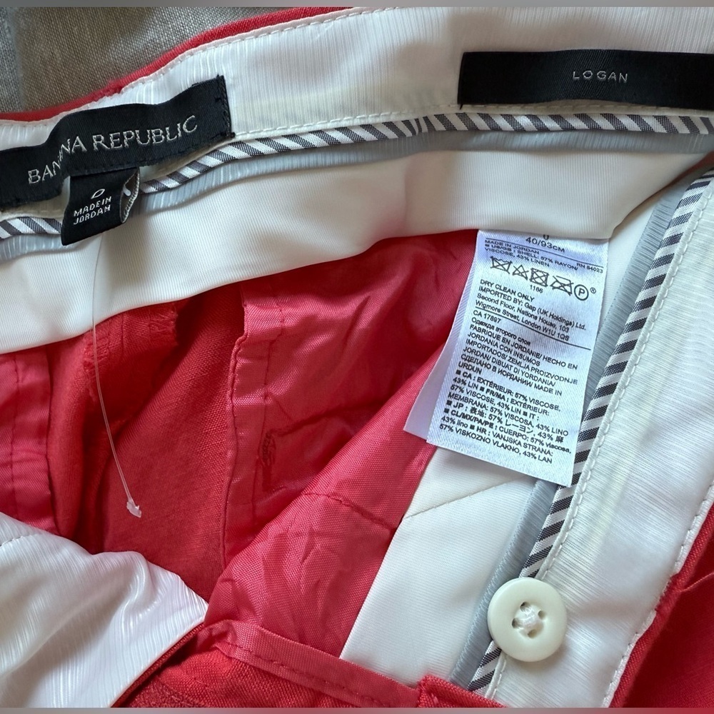 Banana Republic Red Capris - Picture 6 of 8